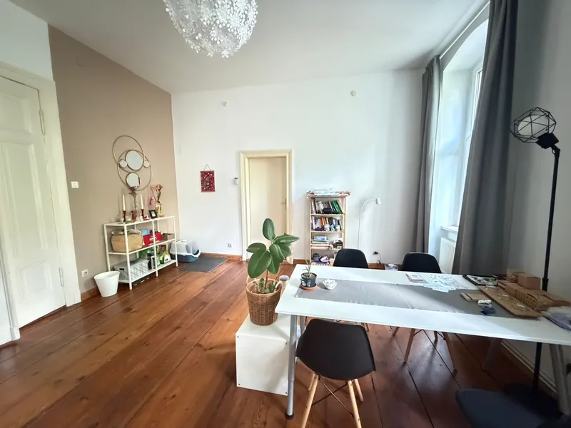 Zwischenmiete: 3-Zimmer-Altbauwohnung in Berlin-Kreuzberg (04.09.–27.11.2026) — photo 1